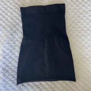 A Pea in a pod maternity band